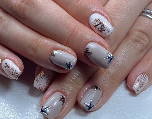 nail4 Sonbaharda Deneyebileceğiniz Oje ve Nail Art Trendleri