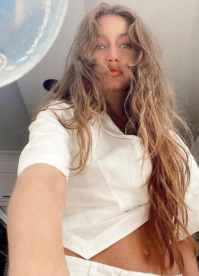 kumralsaç Gigi Hadid'in Yeni Saç Rengi! Yeniden Sarışın Oldu