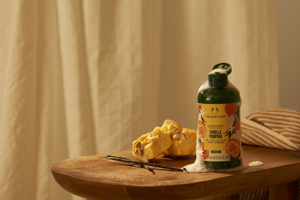 The Body Shop’un Sonbahar Notalarıyla Buluşturan Serisi: Vanilla Pumpkin 1 TBS Vanilla Pumpkin Gorsel 4 The Body Shop’un Sonbahar Notalarıyla Buluşturan Serisi: Vanilla Pumpkin