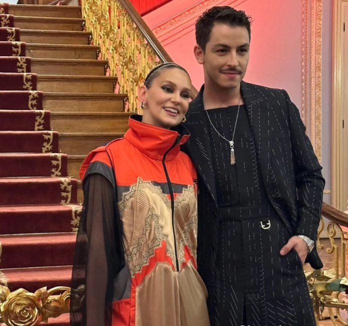 farah zeynep abdullah elbisesi